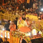 अयोध्या में रामलला की आरती के बाद पीएम मोदी का रोड शो, उमड़ा जनसैलाब