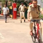 पीएम मोदी की अपील से प्रभावित हुए कवर्धा एसपी, साइकिल से ऑफिस पहुंचे पुलिस अधीक्षक, नजारा देख हैरान हो गए लोग